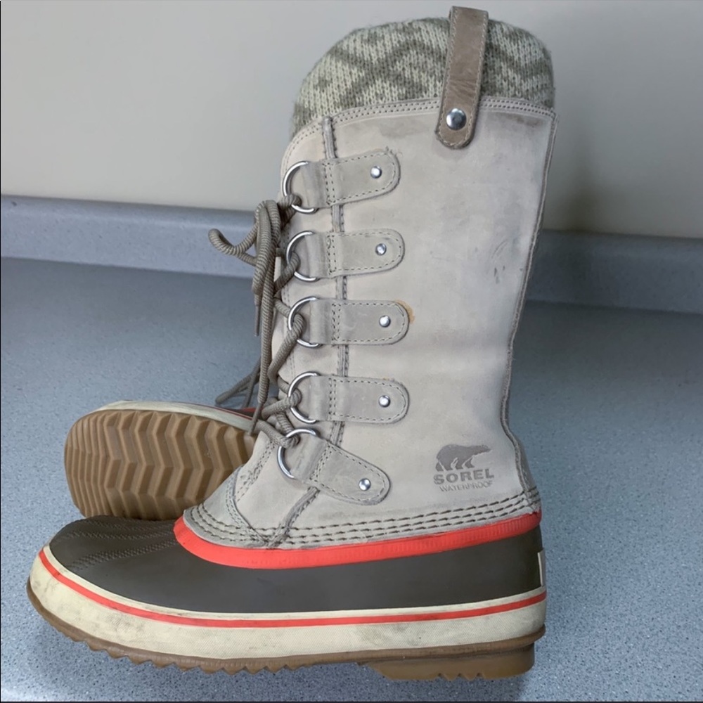 SOREL Joan of Arctic winter boots, 7.